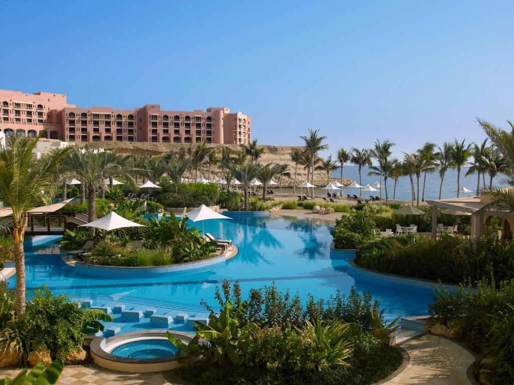 Shangri La Barr Al Jissah, Muscat (2)