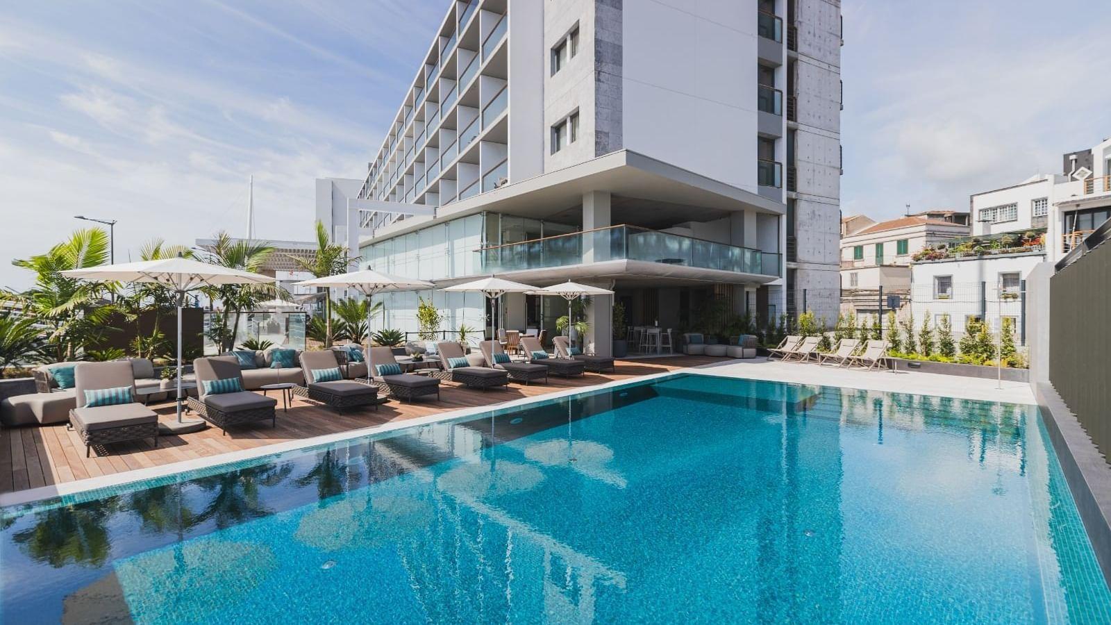 Hotel Marina Atlantico, Basen