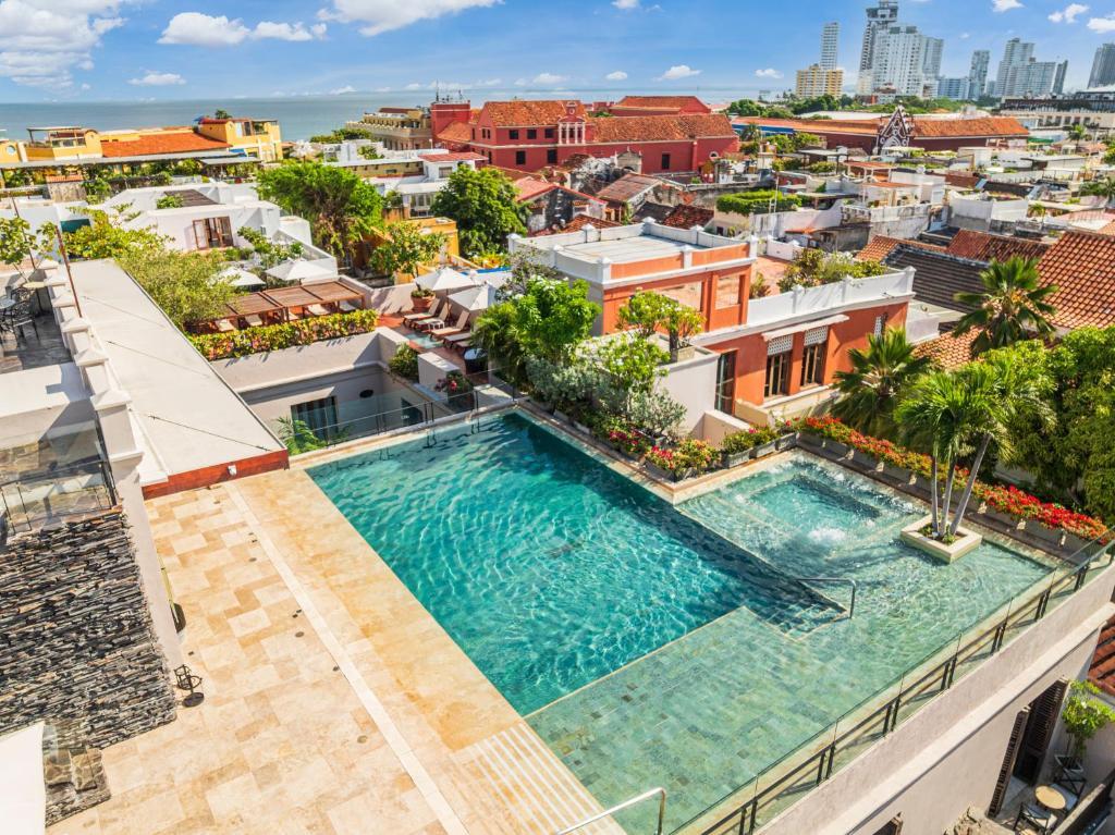 Bastión Luxury Hotel