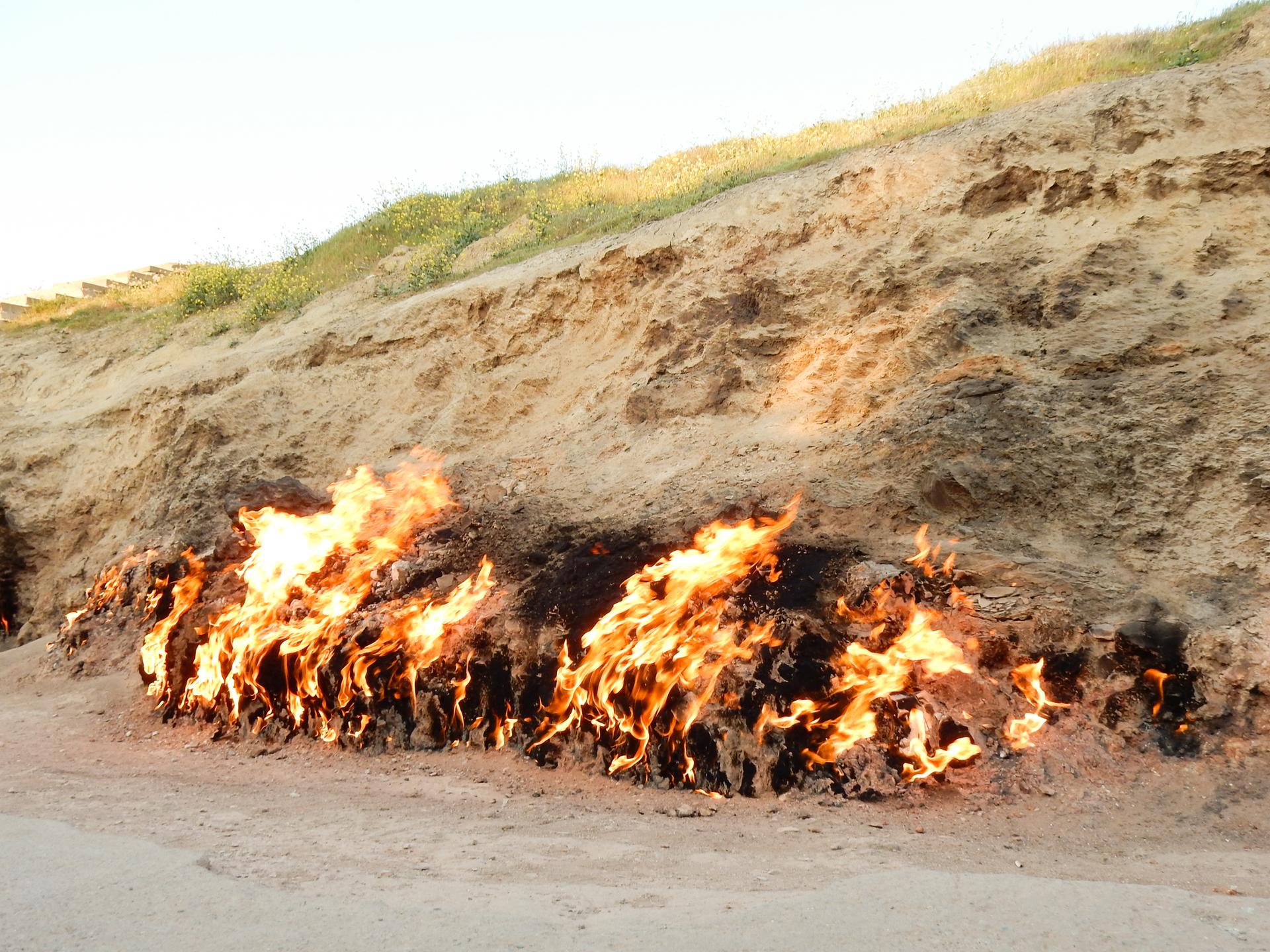 Góra ognia Yanar Dag w Baku