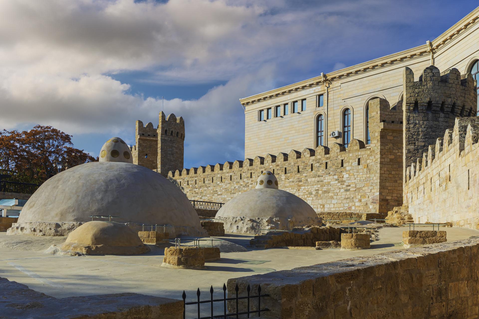 Pałac Szachów Szyrwanu, Baku