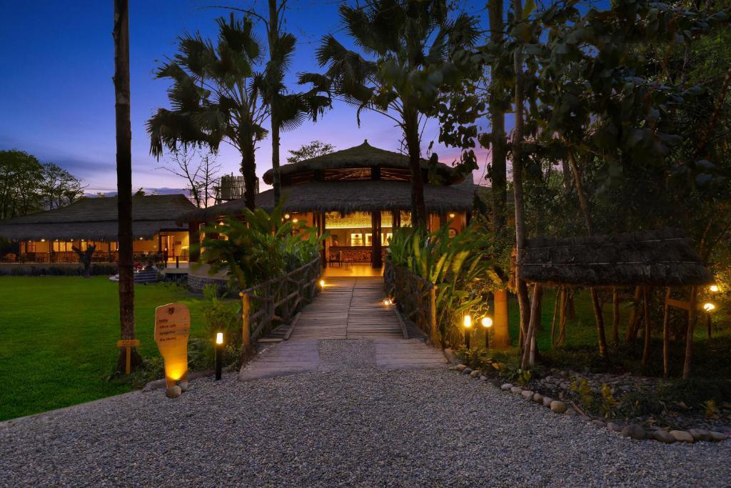 Chitwan Tigerland Safari Hotel Widok